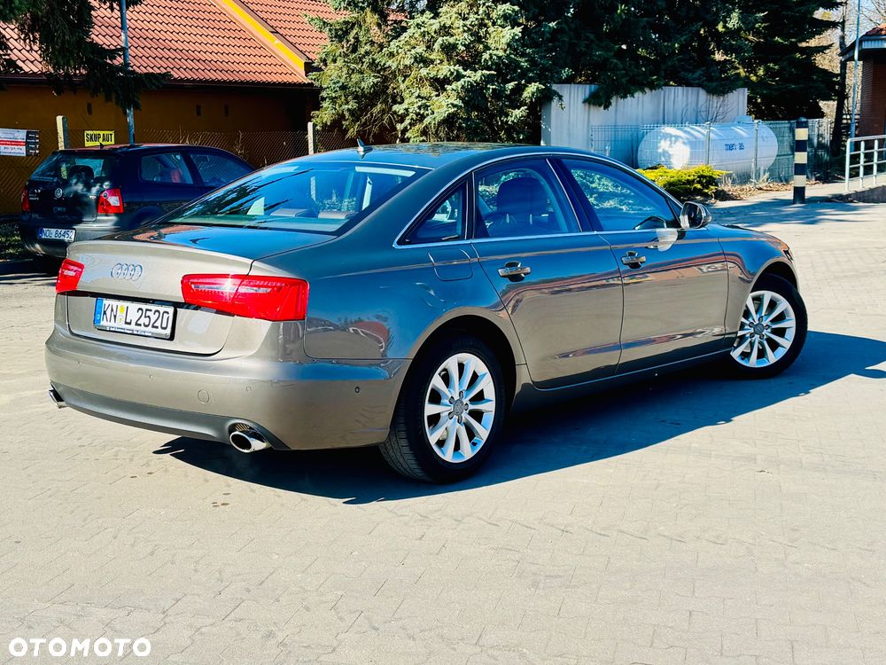 Audi A6 Limousine 2.8 FSI quattro S tronic sport selection - 4