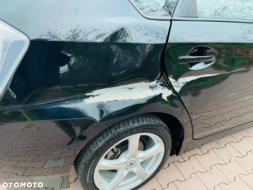 Toyota Prius 2011 photo 5