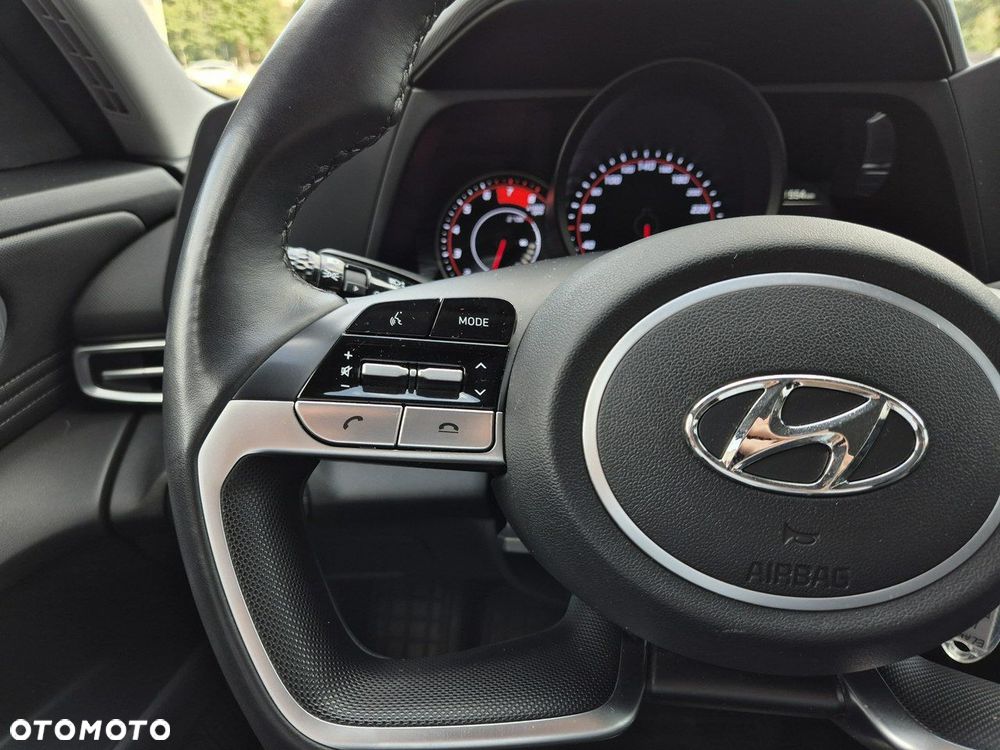 Hyundai Elantra - 18