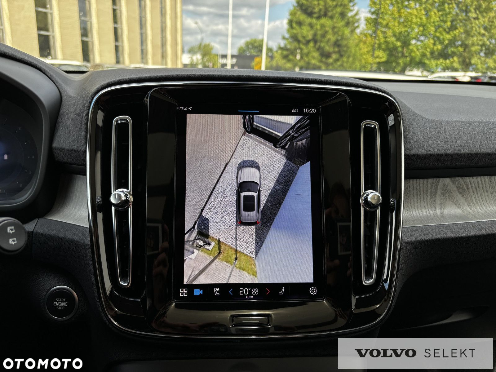Volvo XC 40 - 18