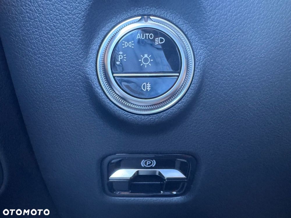 Mercedes-Benz CLE - 23