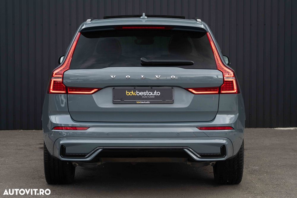 Volvo XC 60 T8 Twin Engine AWD R-Design - 11