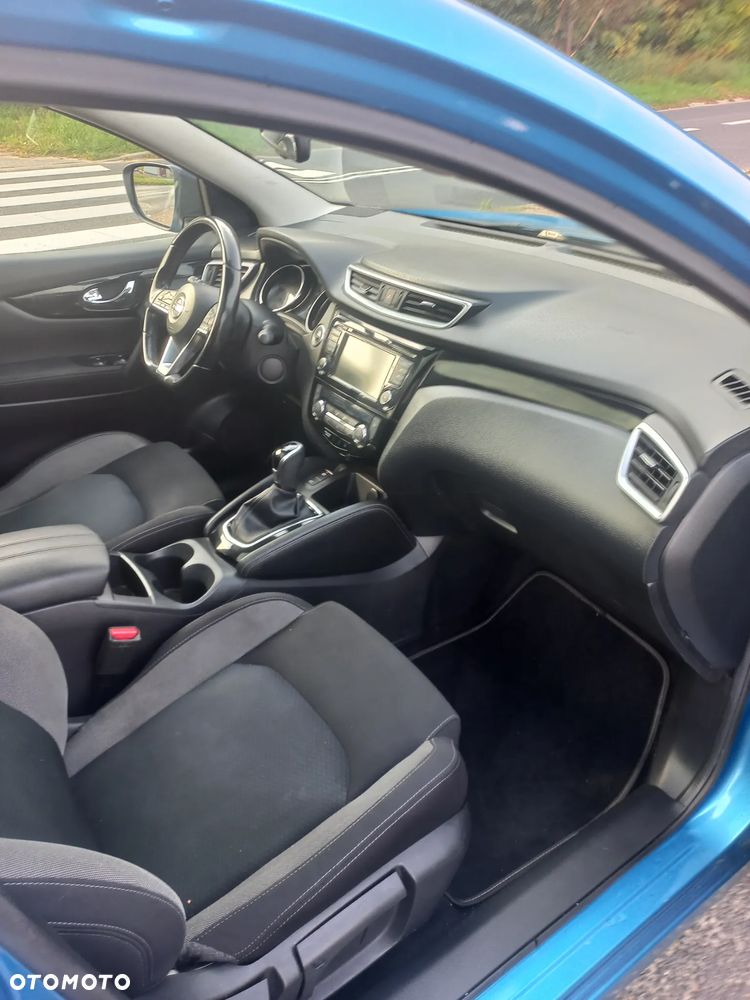 Nissan Qashqai 1.5 dCi DCT TEKNA - 21