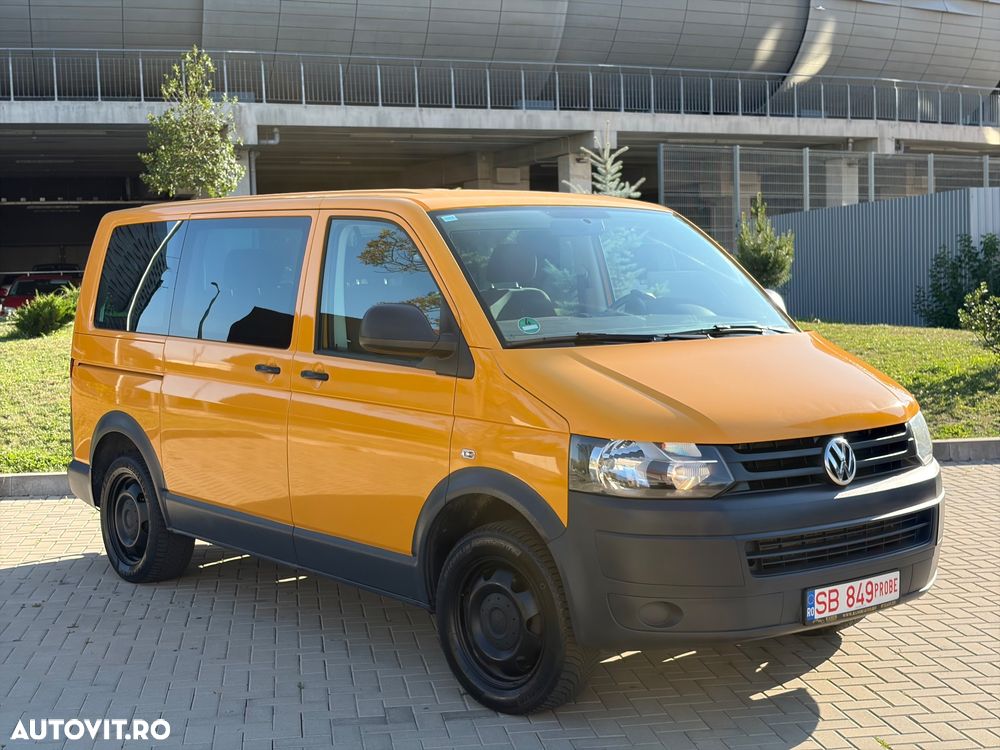 Volkswagen Transporter - 2