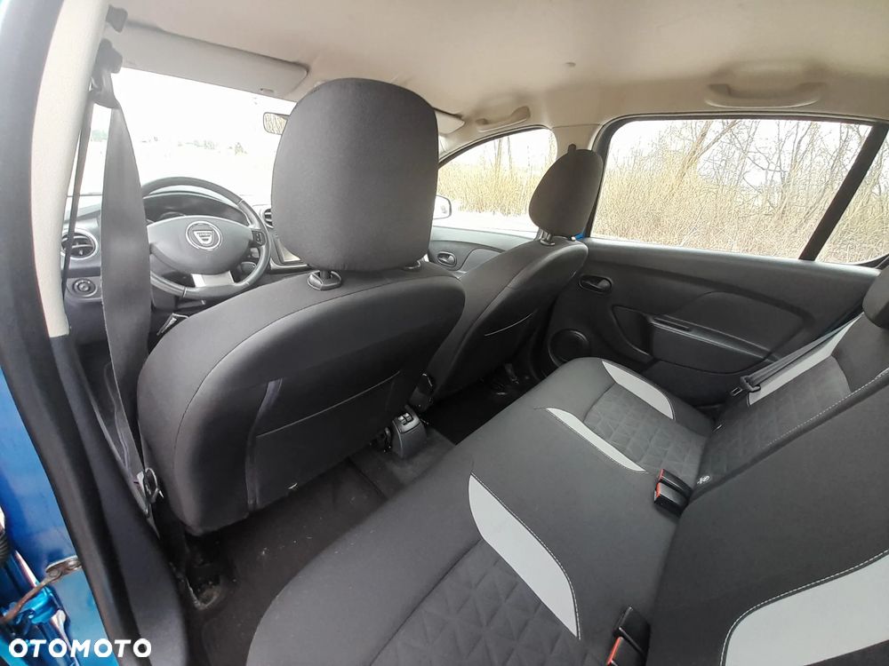 Dacia Sandero Stepway 1.5 dCi - 24