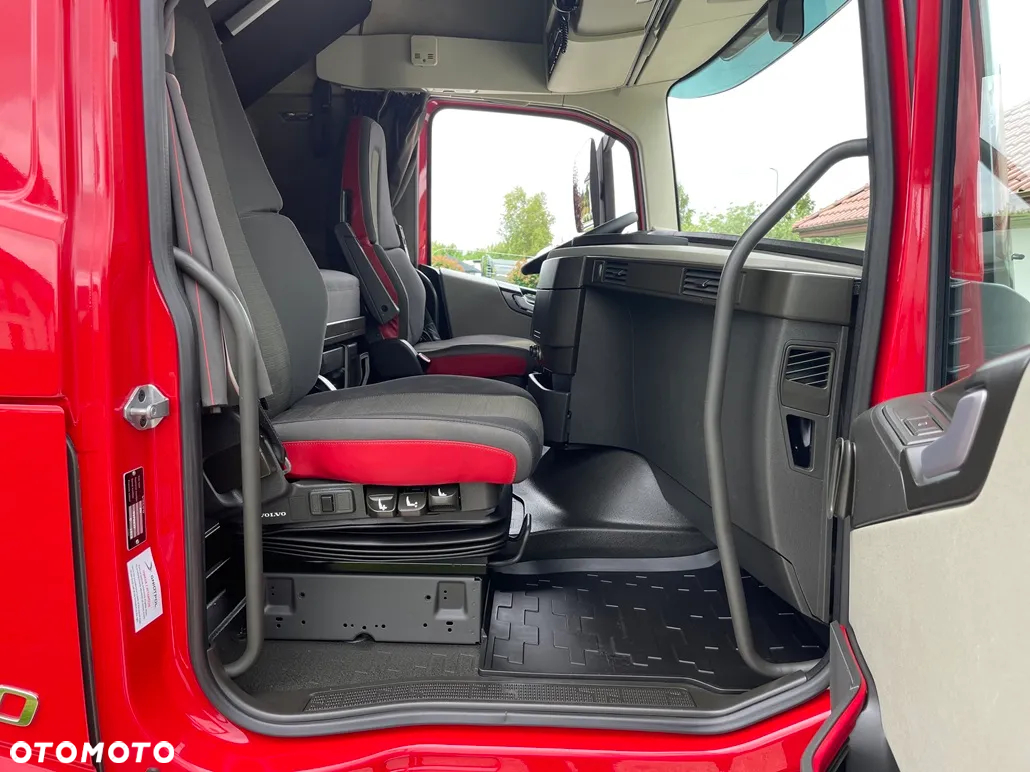 Volvo FH 460**2019XII**TANDEM PRZEJAZDOWY**7.70+7.70 120M3**JAK NOWY** - 30