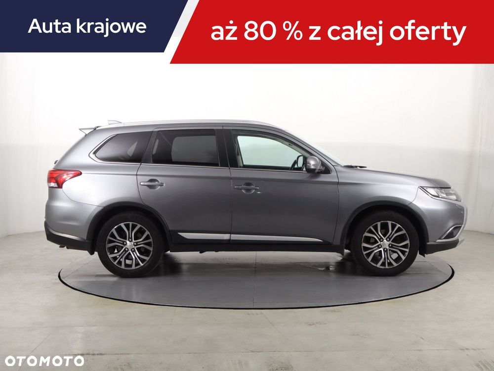 Mitsubishi Outlander - 8