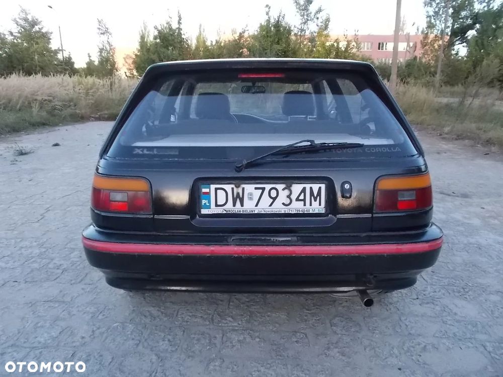 Toyota Corolla - 6