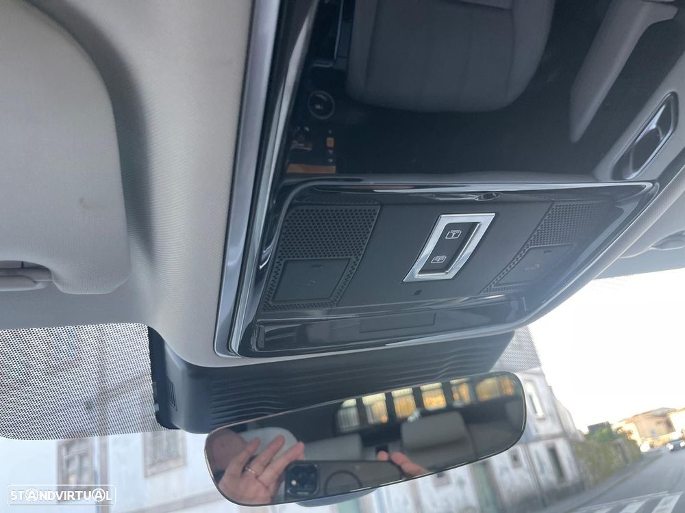 Land Rover Range Rover Velar 3.0 D300 AWD - 39