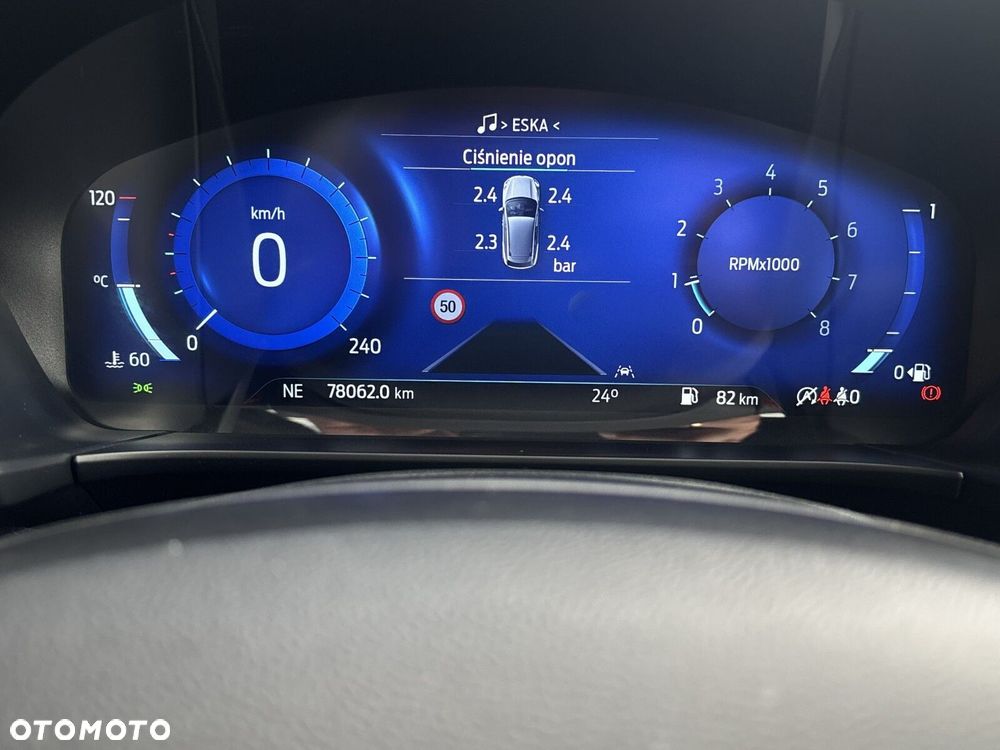 Ford Kuga - 13