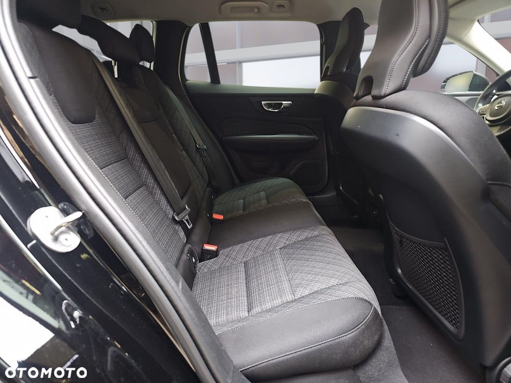 Volvo V60 - 11