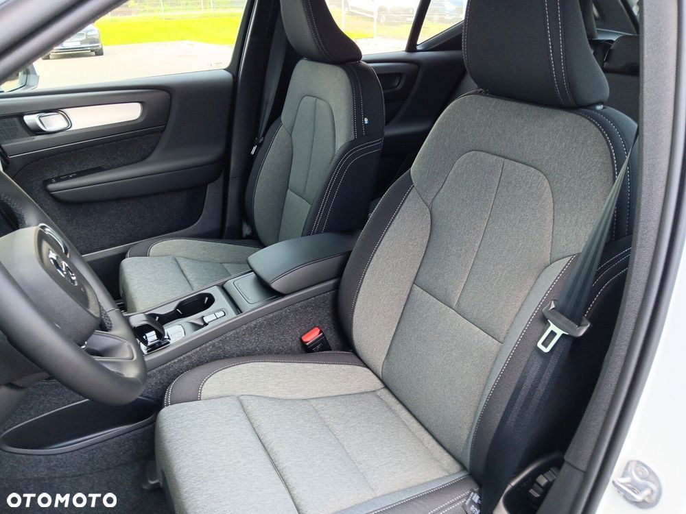 Volvo XC 40 - 11