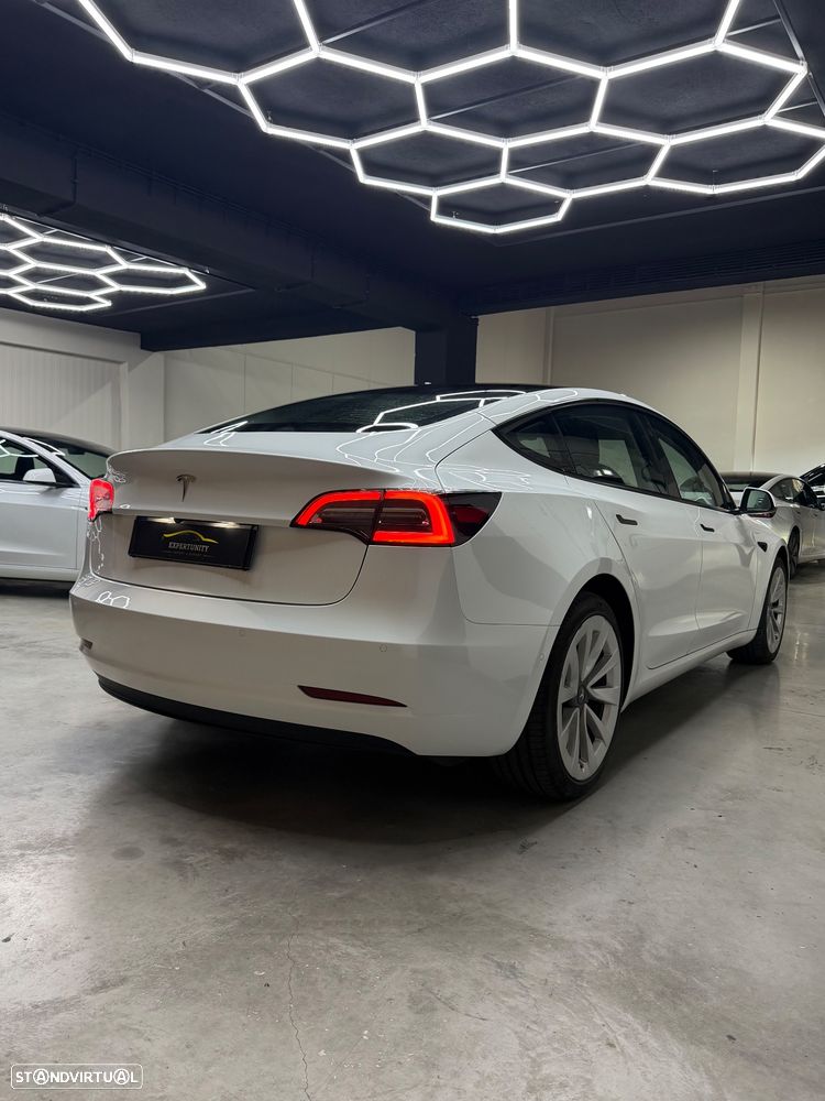Tesla Model 3 Standard Range Plus RWD - 4