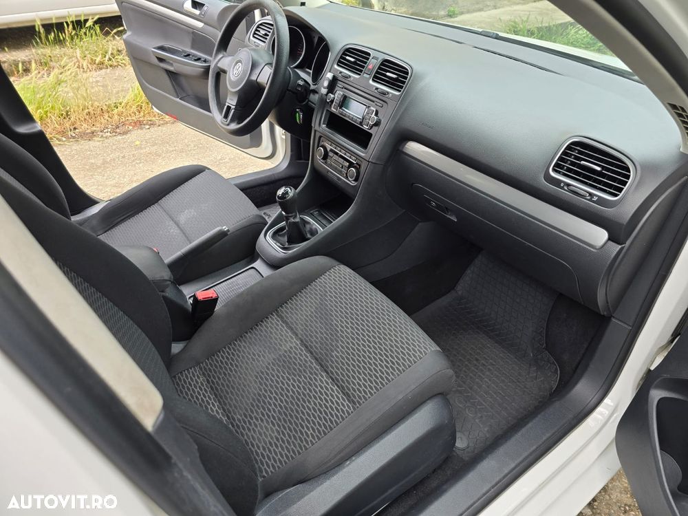 Volkswagen Golf 1.6 TDI BMT Comfortline - 17