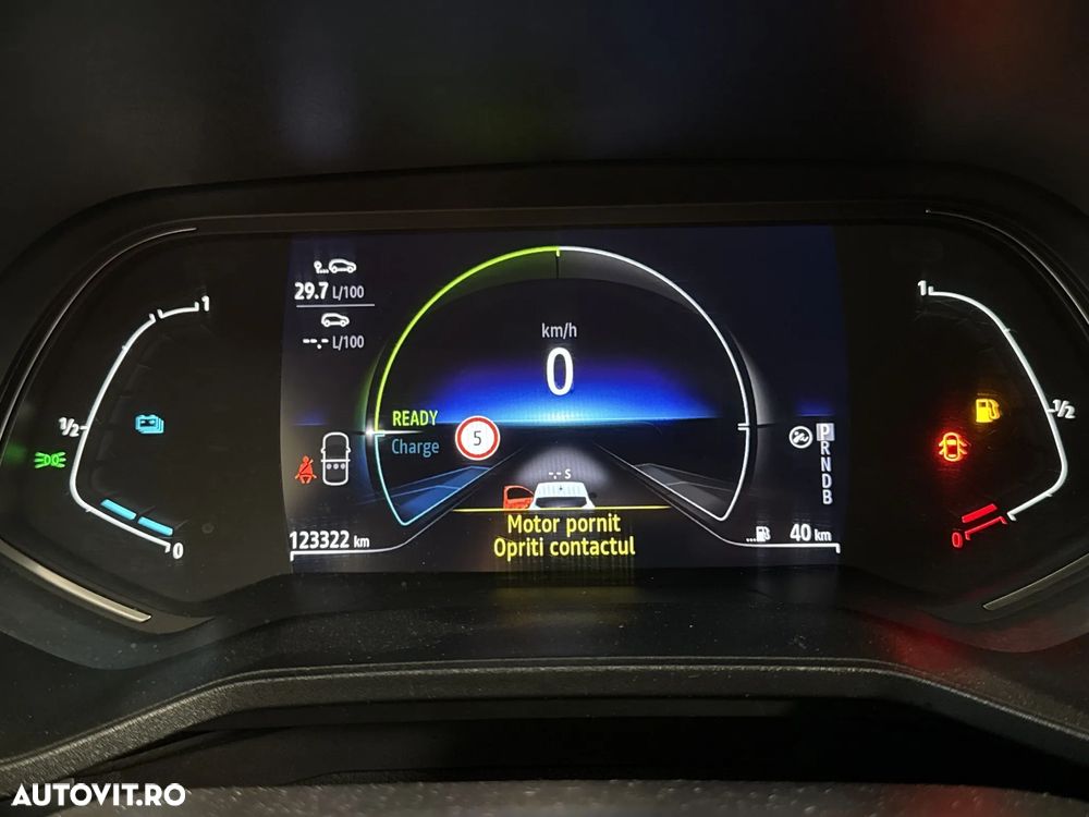 Renault Clio - 11