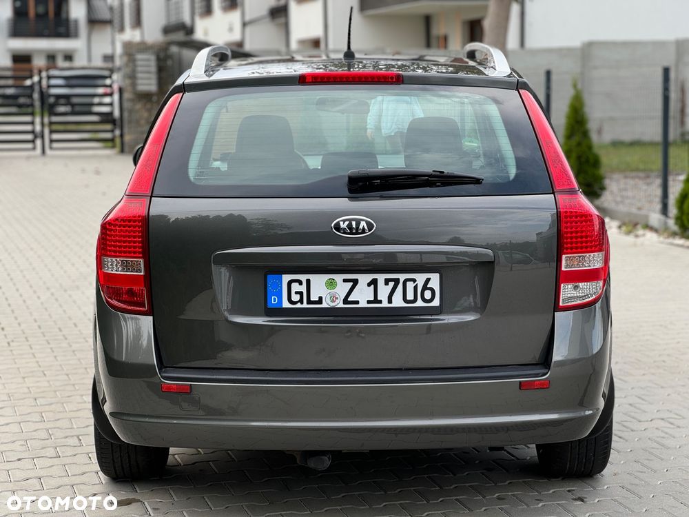 Kia Ceed 1.4 CVVT Spirit - 4