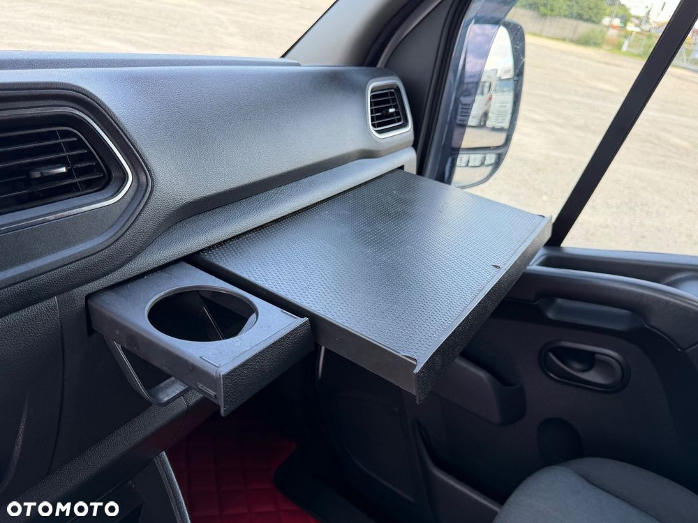 Renault Master - 15