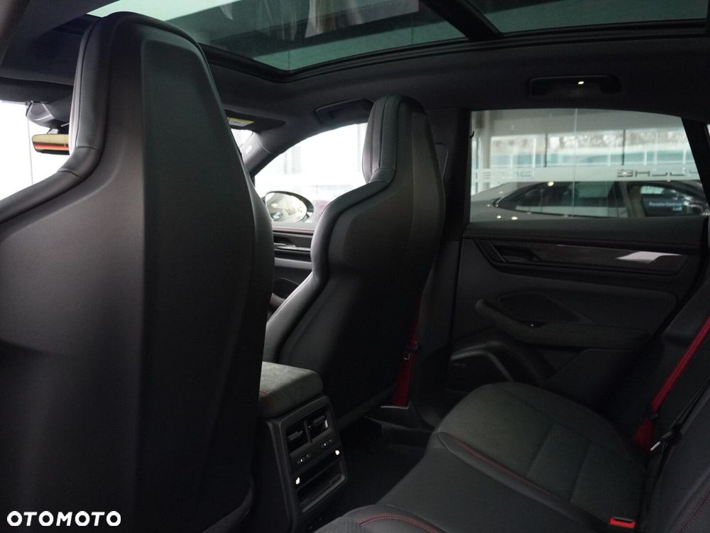 Porsche Macan GTS 100kWh - 29