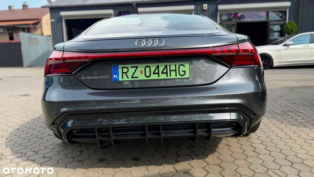 Audi e-tron GT quattro - 7