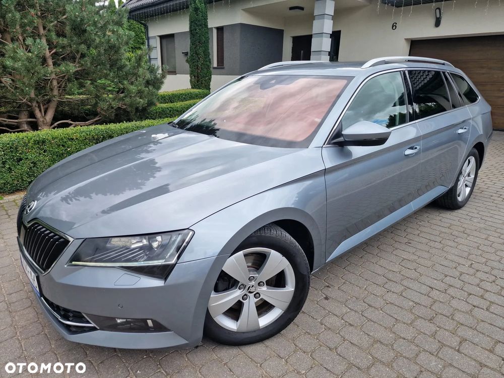 Skoda Superb 2.0 TDI Active DSG - 3