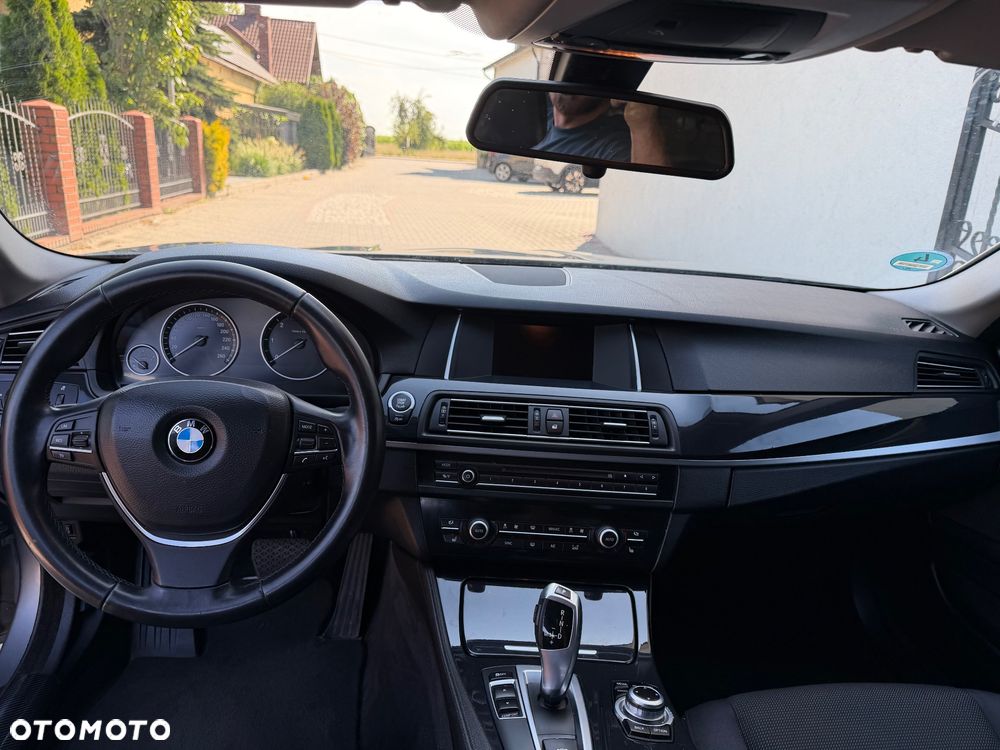 BMW Seria 5 - 12