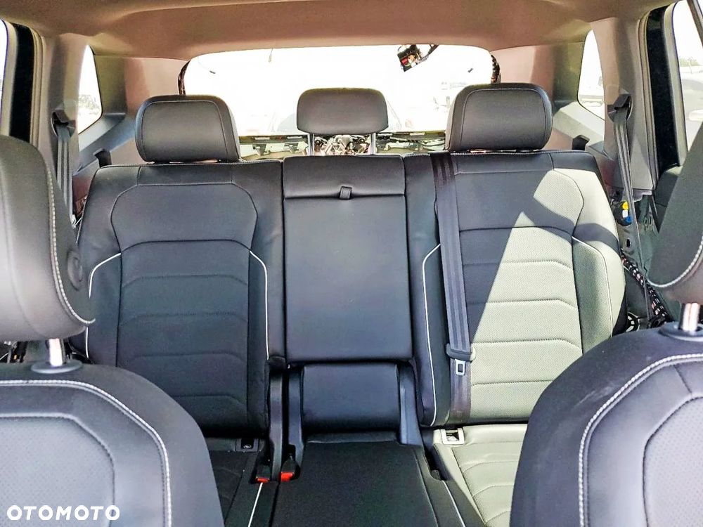 Volkswagen Tiguan - 10