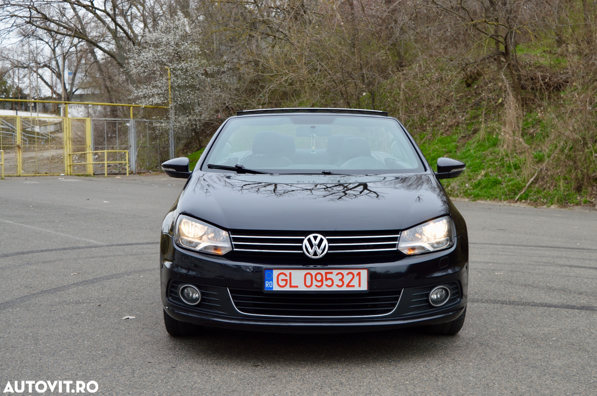 Volkswagen Eos 2.0 TDI DPF BlueMotion Technology Sport & Style - 9