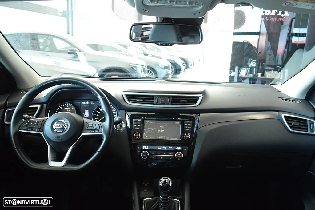 Nissan Qashqai 1.5 dCi Tekna Premium - 32