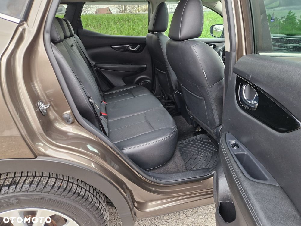 Nissan Qashqai - 15