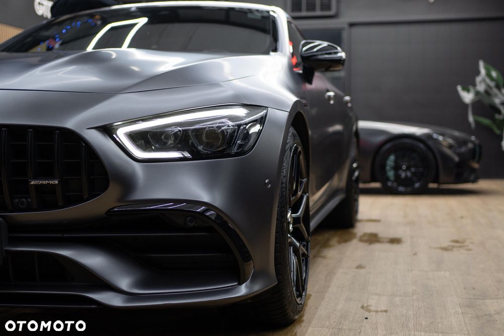 Mercedes-Benz AMG GT 43 4-Matic+ - 17