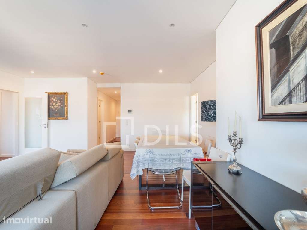 Apartamento T3 com 2 lugares de garagem, na Av. Boavista - Grande imagem: 3/21