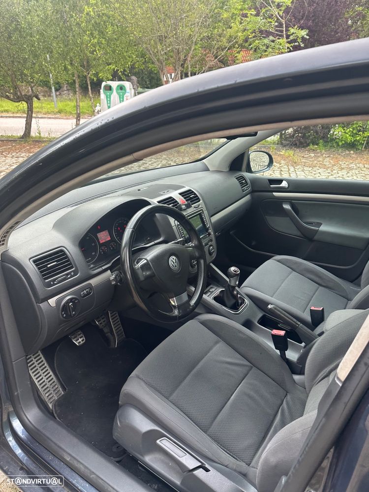 VW Golf 1.9 TDi 6V Confortline - 4