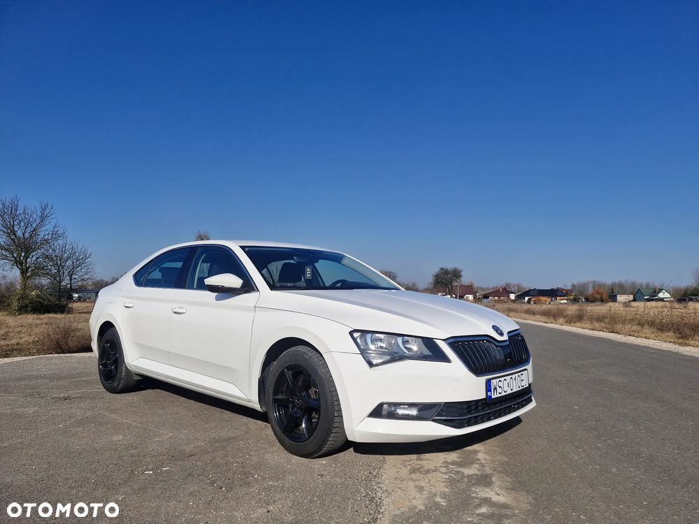Skoda Superb 1.6 TDI DSG Ambition - 1