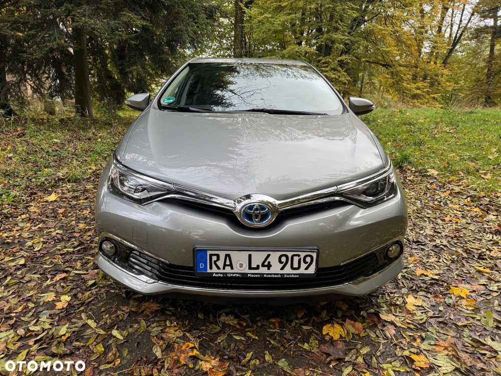 Toyota Auris 1.8 Executive - 5