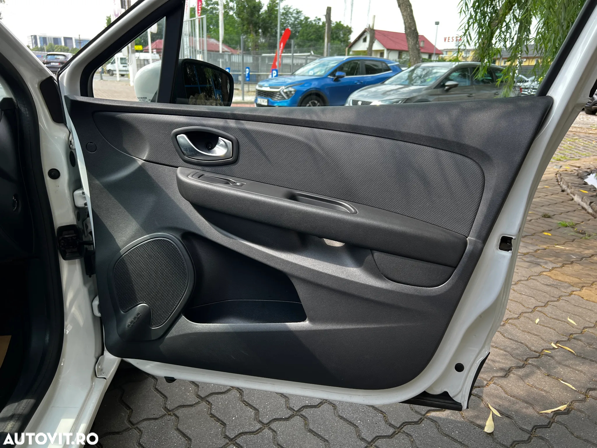 Renault Clio IV TCe Life - 31