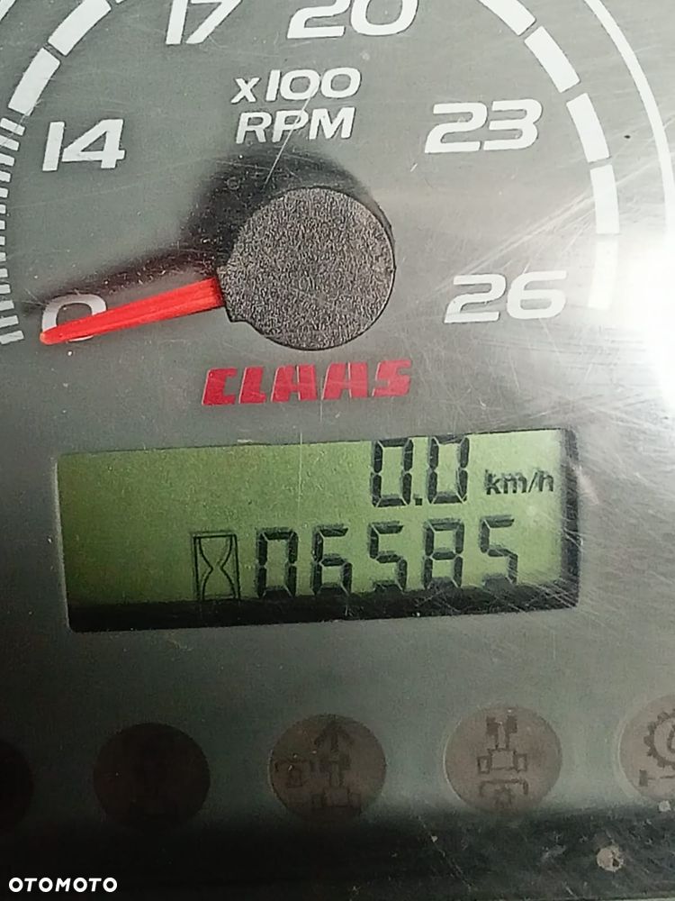 Claas NEXOS 210F - 7