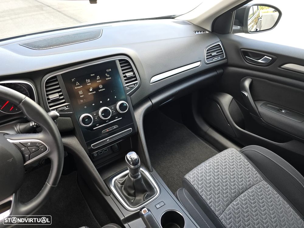 Renault Mégane 1.3 TCe Limited - 16