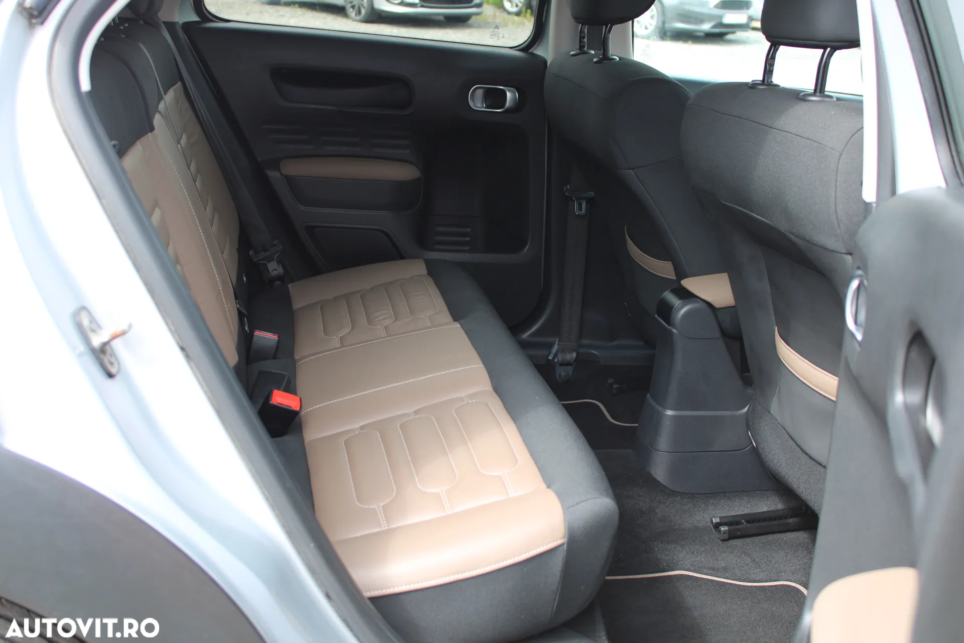 Citroën C4 Cactus 1.6 BlueHDi S&S BVM Shine - 12