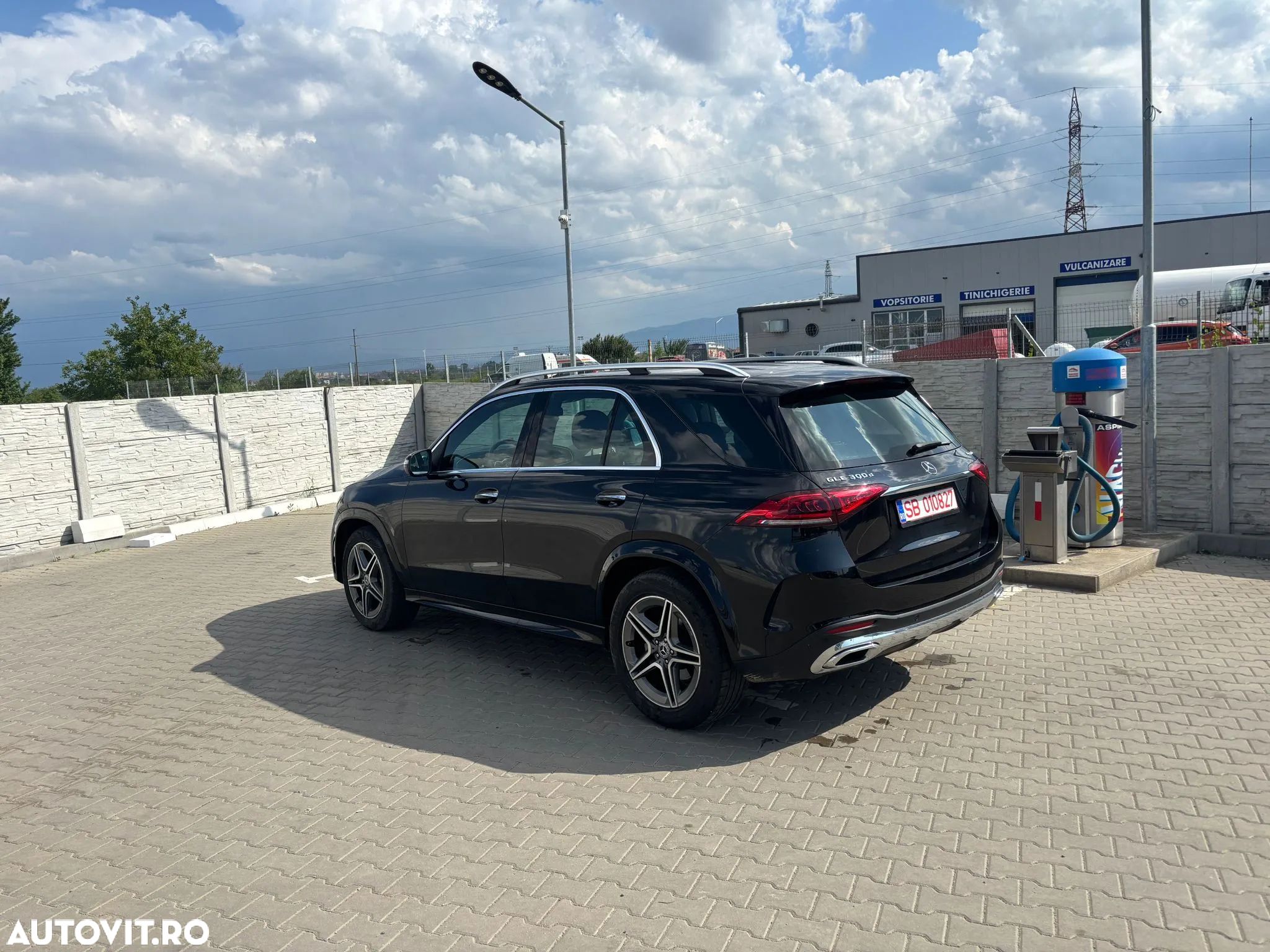 Mercedes-Benz GLE 300 d 4Matic 9G-TRONIC AMG Line - 6
