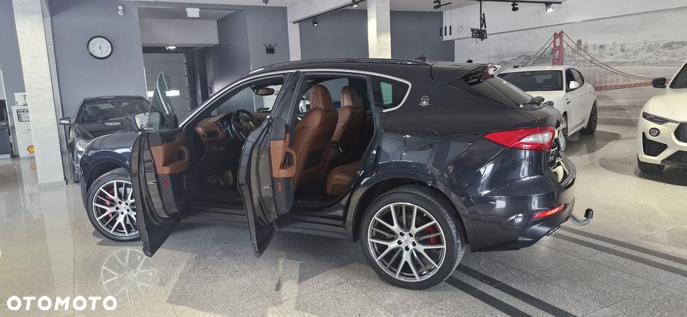 Maserati Levante S - 8