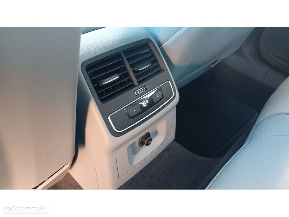 Audi A4 40 TDI S tronic - 21