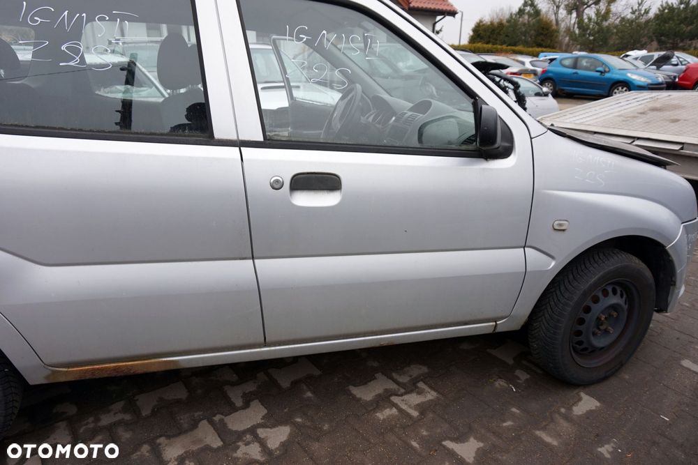 DRZWI PRZEDNIE PRAWE IGNIS II Z2S  SREBRNY SUZUKI 2003-2011 - 2