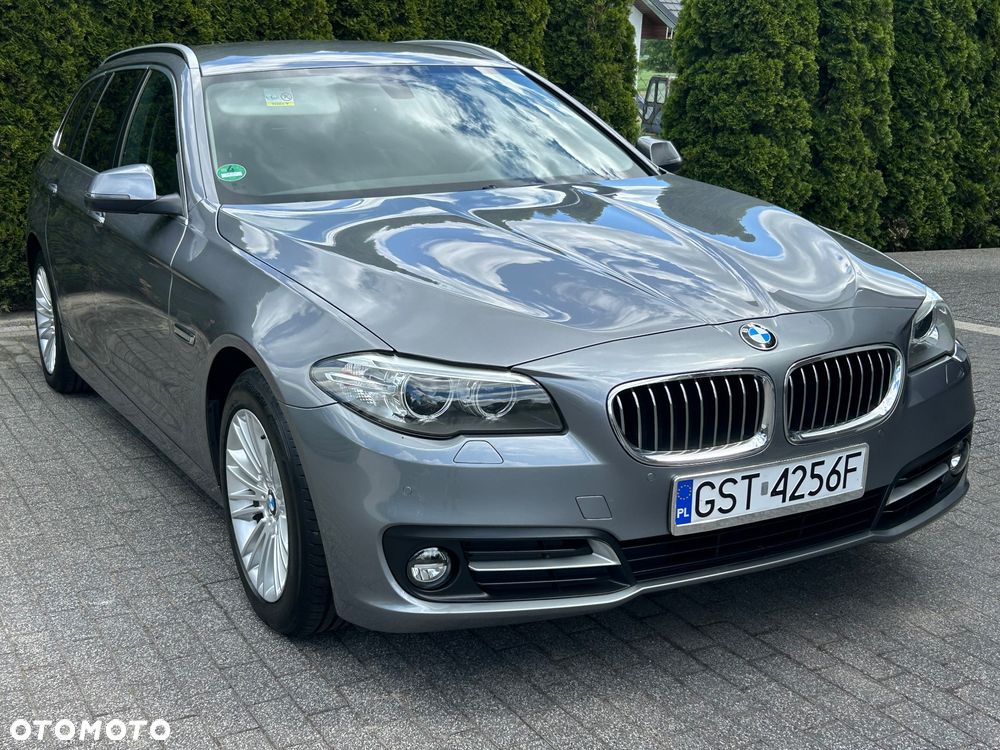 BMW Seria 5 520d xDrive - 12
