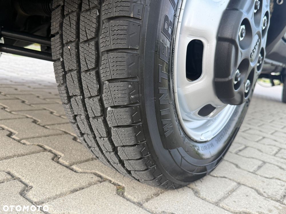 Iveco DAILY 35/50-180 3.0 HPI 180KM BLOKADA MOSTU! WYWROTKA 3-stronna ! 90 tyś km! HAK! Jak Nowy!! - 36