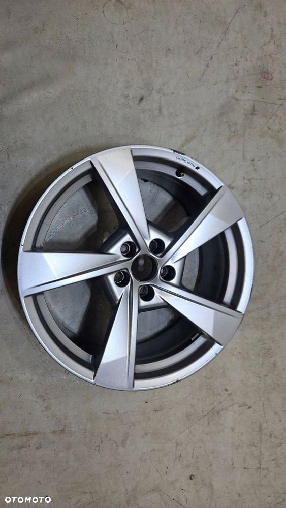 felga aluminiowa audi a4 s4 b9 19'' 8,5j et 40 8w0601025es - 1