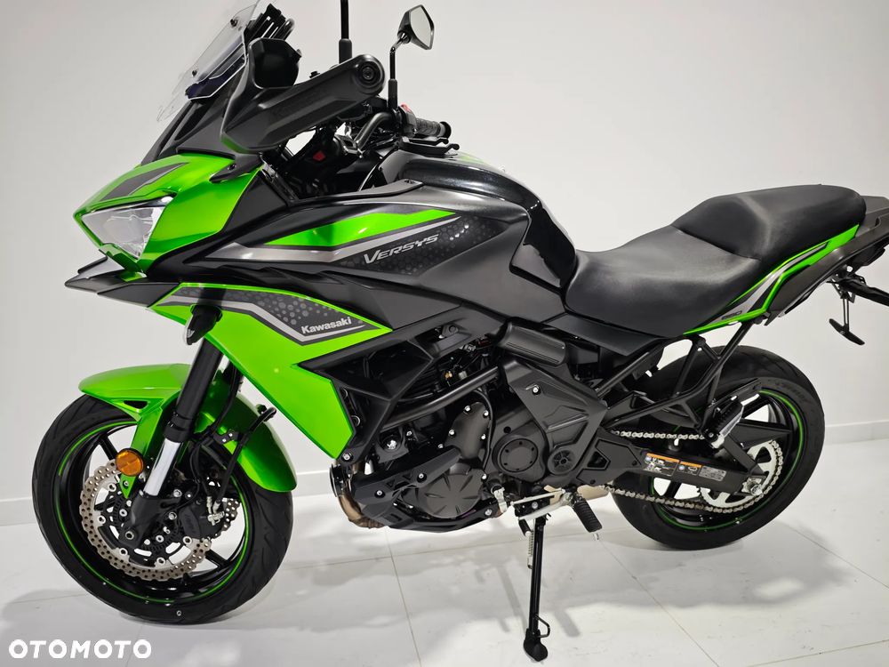 Kawasaki Versys 650 - 12