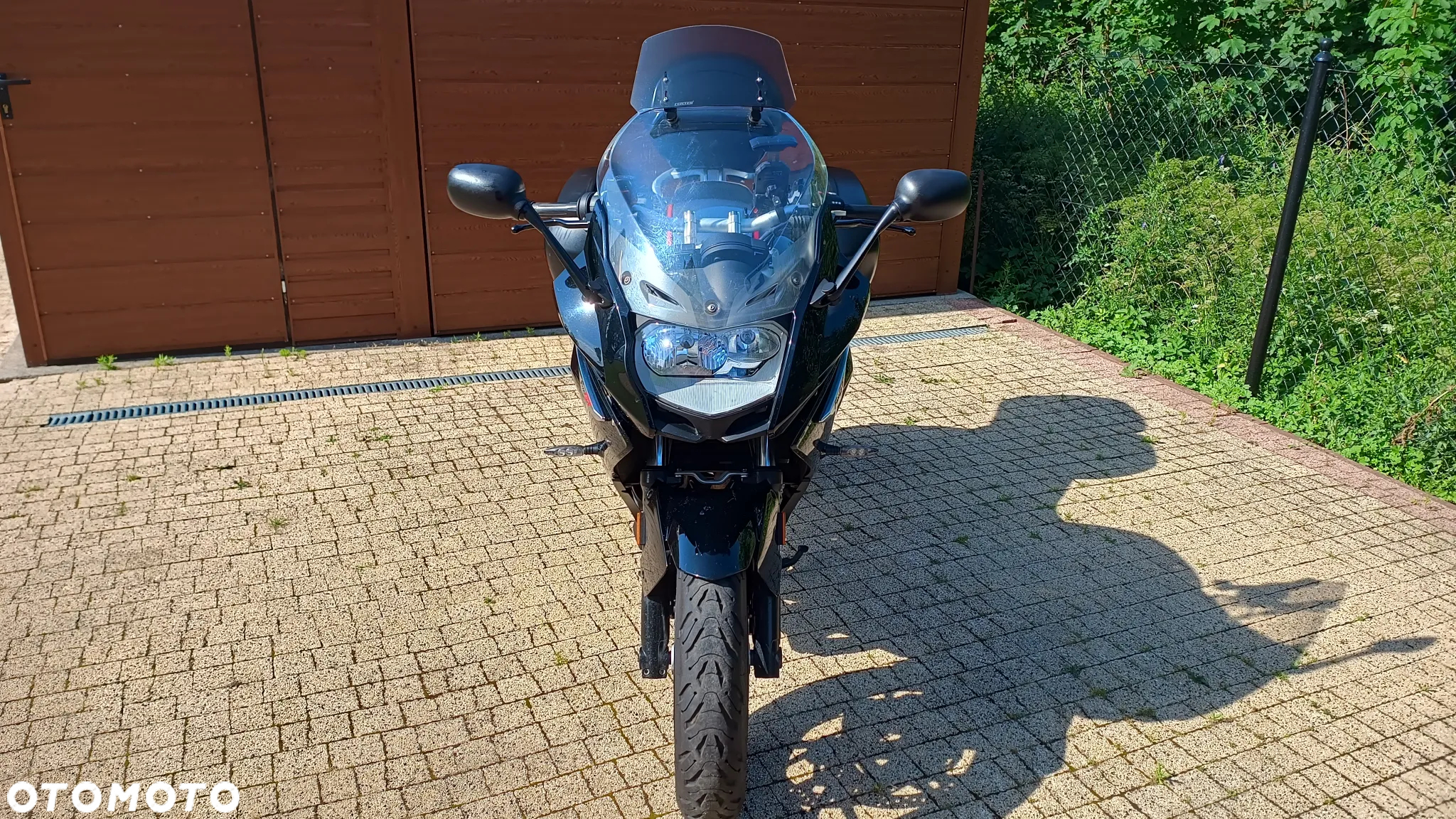 BMW F - 3