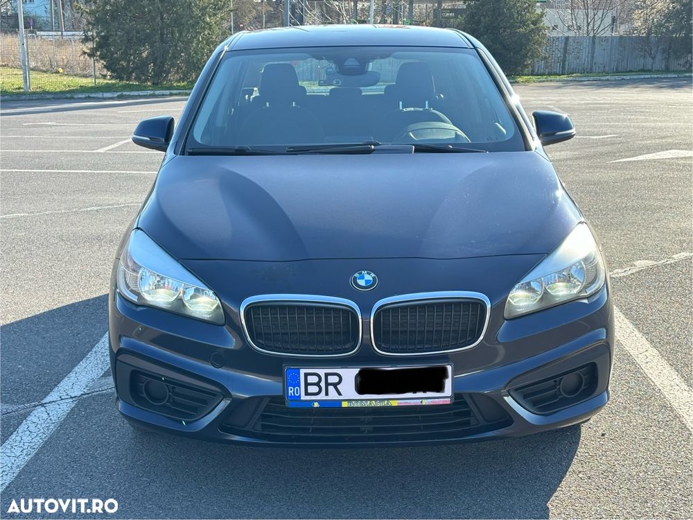 BMW Seria 2 216d - 11