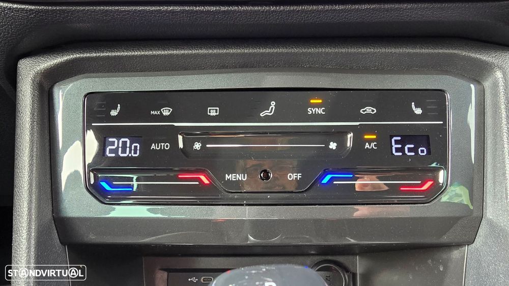 VW Tiguan 1.4 TSI eHybrid R-Line DSG - 48