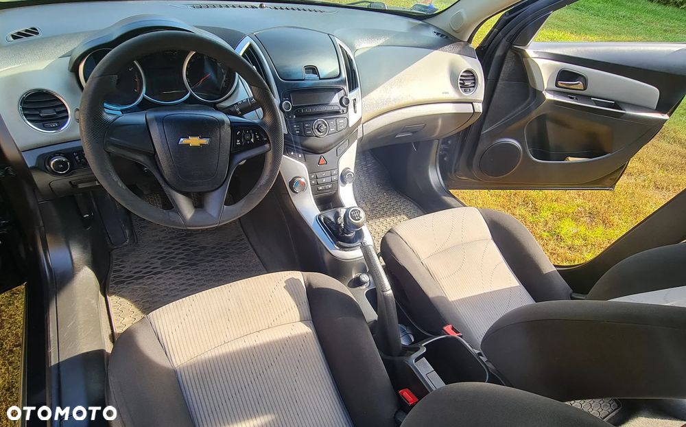 Chevrolet Cruze - 4